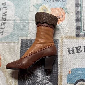 Vintage 1999 Just the Right by Raine Shoe High Button Boot